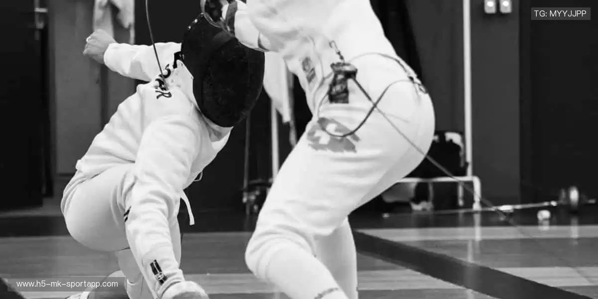 👕 限量周边，穿上它，你就是赛场最靓的崽！